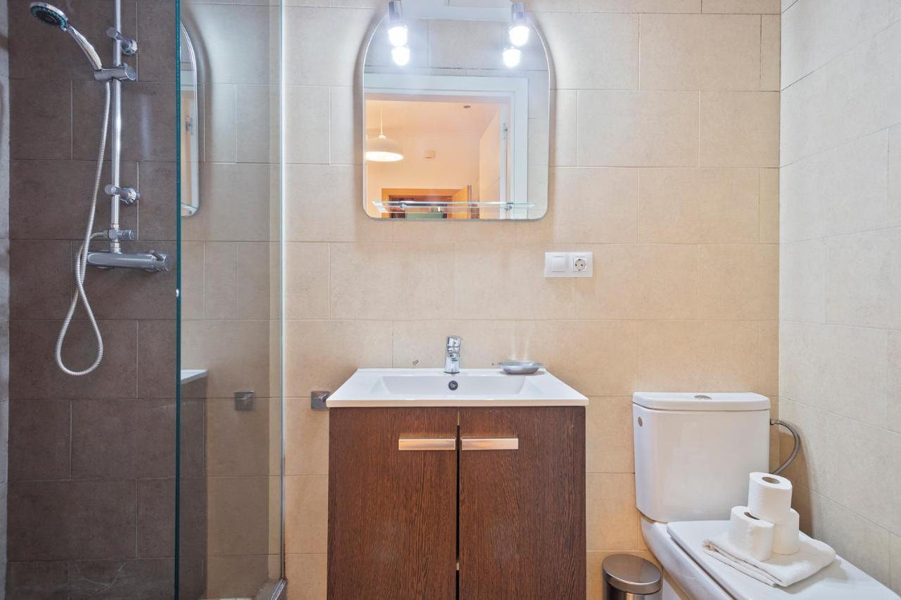 Alcam New San Juan Apartment Barcelona Bagian luar foto